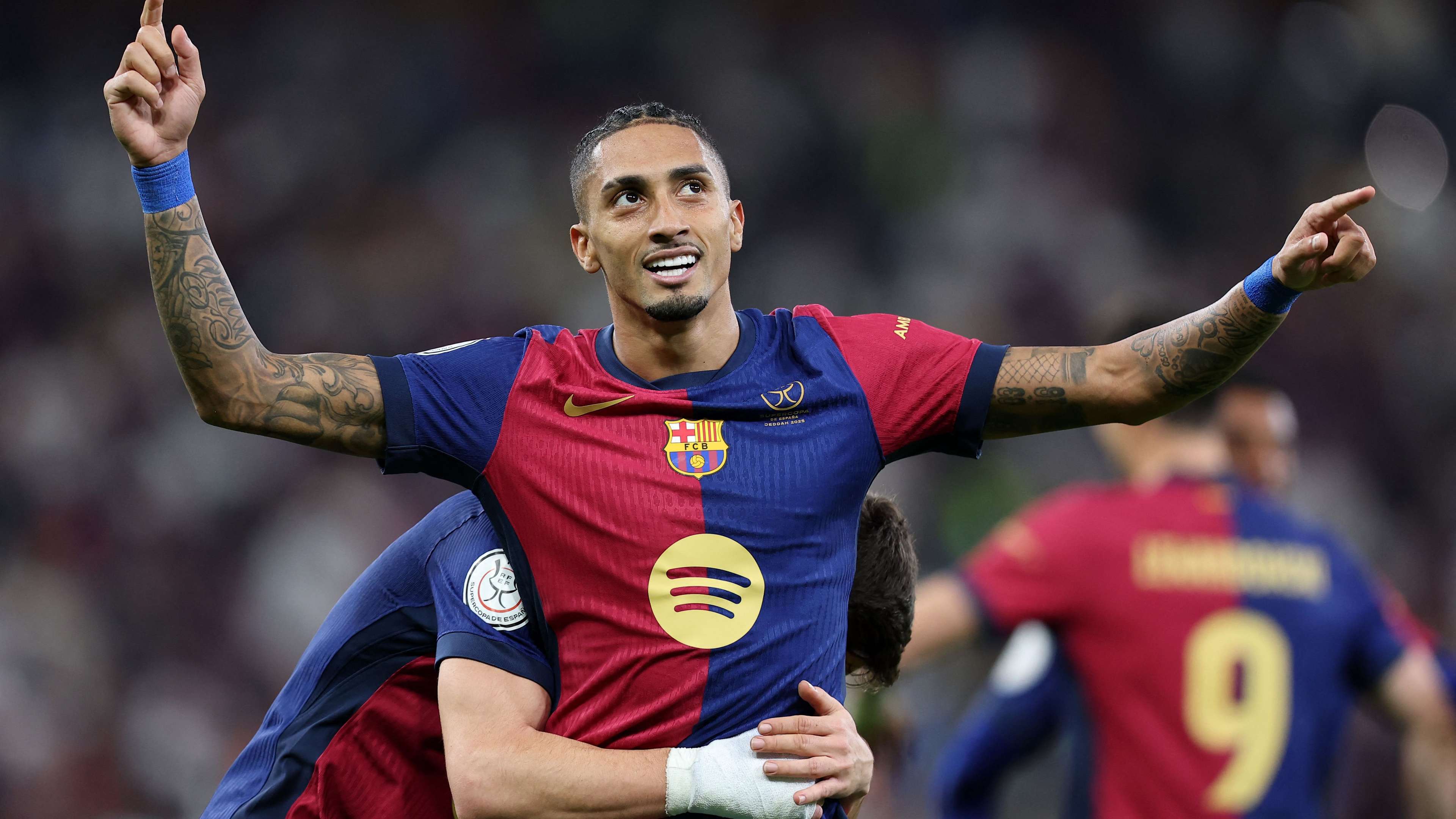 更傾向於英 更傾向於英